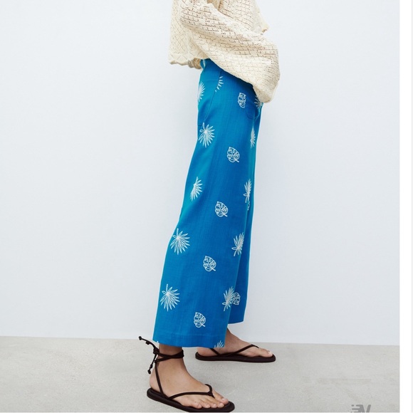 Zara Women’s Palm Embroidered Wide Legs Cropped Trousers - Size M - Picture 3 of 10